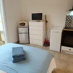 Apartment Studio Cosy Climatise Avec Terrasse & Wifi