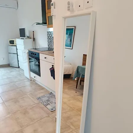 Studio Cosy Climatise Avec Terrasse & Wifi