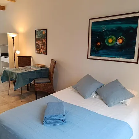 Apartmán Cosy Climatise Avec Terrasse & Wifi