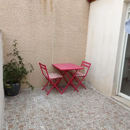 Apartment Studio Cosy Climatise Avec Terrasse & Wifi